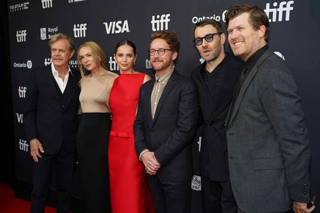 2025 Toronto International Film Festival - ˜Train Dreams™ Premiere (L-R) William H. Macy, Kerry Condon, Felicity Jones, Clint Bentley and Joel Edgerton attend the red carpet for the ˜Train Dreams™ premiere during the 2025 Toronto International Film Festival at Royal Alexandra Theatre. on September 9, 2025 in Toronto, Canada. (Photo by Leonardo Ramirez Eyepix Group) Copyright: xLeonardoxRamirez xEyepixxGroupx LR_09092025_169446