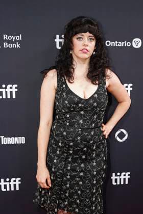 September 9, 2025, Toronto, Ontario, Canada: Mary Neely attends the red carpet for the Ã¢â‚¬ËœSwipedÃ¢â‚¬â ¢ premiere during the 2025 Toronto International Film Festival at Roy Thomson Hall. on September 9, 2025 in Toronto, Canada. Toronto Canada - ZUMAe321 20250909_zea_e321_340 Copyright: xLeonardoxRamirezx