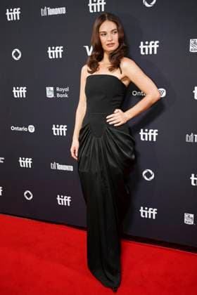 September 9, 2025, Toronto, Ontario, Canada: Lily James attends the red carpet for the Ã¢â‚¬ËœSwipedÃ¢â‚¬â ¢ premiere during the 2025 Toronto International Film Festival at Roy Thomson Hall. on September 9, 2025 in Toronto, Canada. Toronto Canada - ZUMAe321 20250909_zea_e321_476 Copyright: xLeonardoxRamirezx