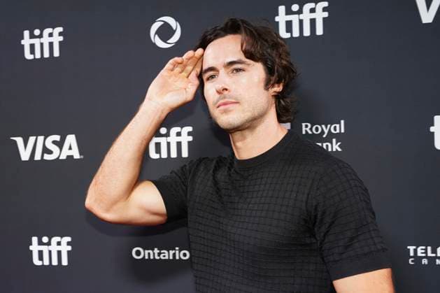 September 9, 2025, Toronto, Ontario, Canada: Ben Schnetzer attends the red carpet for the Ã¢â‚¬ËœSwipedÃ¢â‚¬â ¢ premiere during the 2025 Toronto International Film Festival at Roy Thomson Hall. on September 9, 2025 in Toronto, Canada. Toronto Canada - ZUMAe321 20250909_zea_e321_464 Copyright: xLeonardoxRamirezx