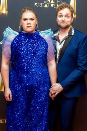 abb Gisa Flake the actress with her husband Knud Riepen on the red carpet at the Night of the Creatives The German Television Award 2025 at the Flora on 09 09 2025 in Cologne NRW Germany