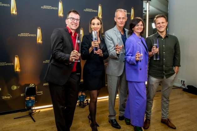 abb Winner Best Book Entertainment, Dietrich Kraus, Maike Kühl, Max Uthoff, Doris Mueller, Cornelius Oettle for Die Anstalt Friends of the Patriarchy as guests on the red carpet at the Night of the Creatives The German Television Award 2025 at the Flora on 09 09 2025 in Cologne NRW Germany
