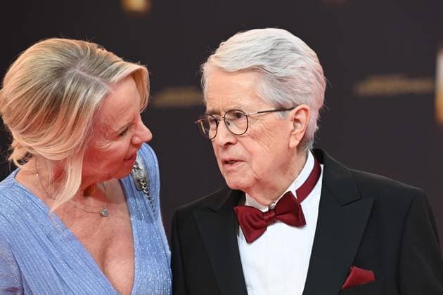 Frank ELSTNER, Showmaster, with wife Britta Red Carpet, Red Carpet Show, Arrival, German Television Award Ceremony, The German Television Award 2025, German Television Award 2025 at the MMC Studios Cologne, on 10 09 2025