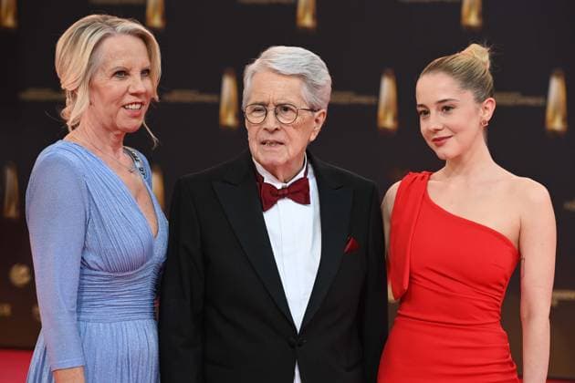 Frank ELSTNER, Showmaster, with wife Britta and daughter Enya, Red Carpet, Red Carpet Show, Arrival, German Television Award Ceremony, The German Television Award 2025, German Television Award 2025 at the MMC Studios Cologne, on 10 09 2025