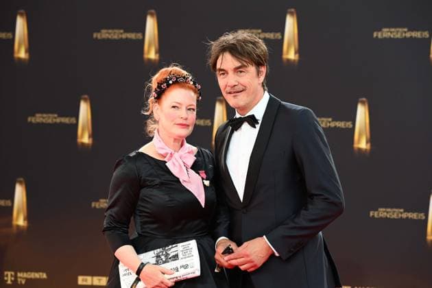 f l Enie van de MEIKLOKJES, presenter, Matze KNOP, comedian, red carpet, red carpet show, arrival, German Television Award ceremony, The German Television Award 2025, German Television Award 2025 at the MMC Studios Cologne, on 10 09 2025