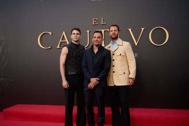 Julio Pena Fernandez, Alejandro Amenabar and Alessandro Borghi attends the premiere of the film El Cautivo directed by Alejandro Amenabar at Cine Callao in Madrid, Spain, on September 10, 2025. The movie, starring Julio Pena Fernandez, Alessandro Borghi, Miguel Rellan, Fernando Tejero, Luna Berroa, Luis Callejo, Josà Manuel Poga, Albert Salazar, Juanma Muniagurria, Jorge Asin, Mohamed Said and Walid Charaf, tells the story of Miguel de Cervantes™ captivity in Algiers in 1575. The film will be released in Spanish cinemas on September 12. Cordon Press HazhardxEspinozaxVallejos