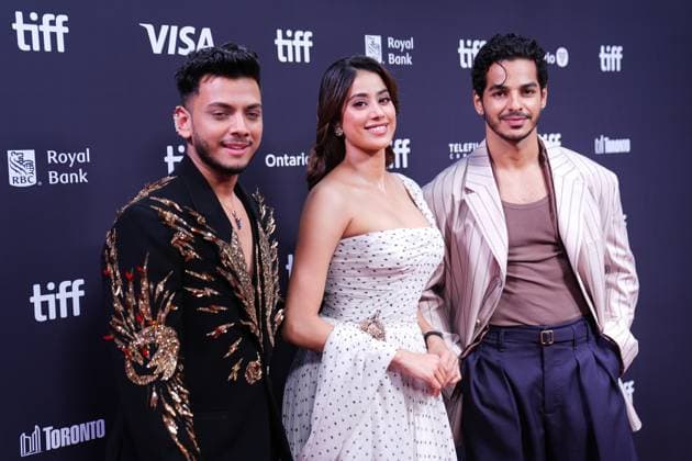 2025 Toronto International Film Festival - Homebound TORONTO, CANADA - SEPTEMBER 10 : (L-R) Vishal Jethwa, Janhvi Kapoor and Ishaan Khatter attend the premiere of ‘Homebound’ during the 2025 Toronto International Film Festival at Roy Thomson Hall in Toronto, Ontario, Canada on September 10, 2025. Mert Alper Dervis Anadolu Ontario Canada. Editorial use only. Please get in touch for any other usage.  Copyright: x2025xAnadoluxMertxAlperxDervisx