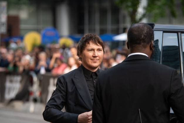 September 10, 2025, Toronto, On, Canada: Paul Dano arrives at the red carpet for The Wizard of the Kremlin at the Toronto International Film Festival in Toronto on Wednesday, Sept. 10, 2025. Toronto Canada  - ZUMAc35_ 20250910_zaf_c35_164 Copyright: xLauraxProctorx