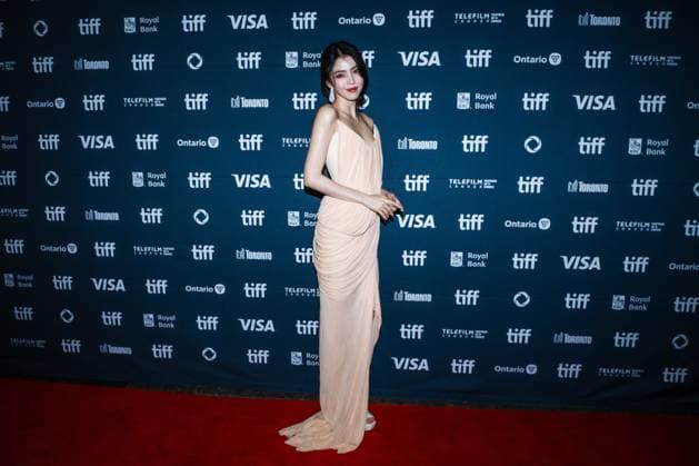 September 10, 2025, Toronto, On, Canada: Han So-hee arrives on the red carpet for Project Y at the Toronto International Film Festival in Toronto on Wednesday, September 10, 2025. Toronto Canada  - ZUMAc35_ 20250910_zaf_c35_240 Copyright: xLauraxProctorx