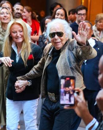 NYFW - Celebs At The Ralph Lauren Fashion Show Ralph Lauren leaves the Ralph Lauren Spring 2026 fahion show during the New York fashion week in midtown, NY on September 10, 2025. Photo by Dylan Travis ABACAPRESS.COM New York City NY United States  Copyright: xDylanxTravis ABACAx