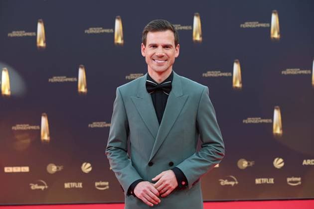 Aljoscha HOEHN, Höhn, Presenter, Red Carpet, Red Carpet Show, Arrival, arrival, German Television Award Ceremony, The German Television Award 2025, German Television Award 2025 at the MMC Studios Cologne, on 10 09 2025