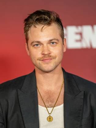 September 10, 2025, West Hollywood, California, USA: Alexander Calvert arrives on the red carpet of Gen V season 2 premiere at Pacific Design Center 8687 Melrose Ave, West Hollywood, CA 90069 on September 10th, 2025 West Hollywood USA - ZUMAt169 20250910_zep_t169_004 Copyright: xConnorxTerryx