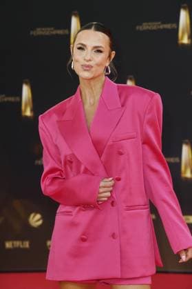 Laura Wontorra arriving at the German Television Award ceremony at the MMC Studios in Cologne on 10 09 2025