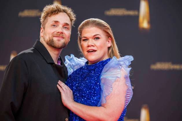 abb Knud Riepen and Gisa Flake as guests on the red carpet at the German Television Award 2025 ceremony at the MMC Studios on 0 09 2025 in Cologne NRW Germany
