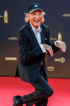 abb Otto Waalkes as a guest on the red carpet at the German Television Award 2025 ceremony at the MMC Studios on 0 09 2025 in Cologne NRW Germany