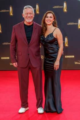 abb Otto Steiner and Natalia Avelon as guests on the red carpet at the German Television Award 2025 ceremony at the MMC Studios on 0 09 2025 in Cologne NRW Germany