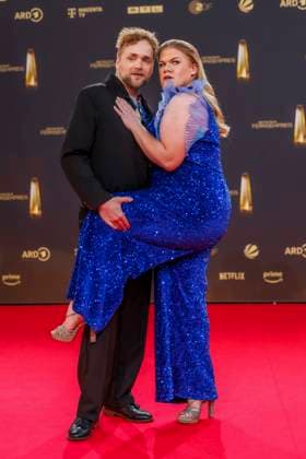 abb Knud Riepen and Gisa Flake as guests on the red carpet at the German Television Award 2025 ceremony at the MMC Studios on 0 09 2025 in Cologne NRW Germany