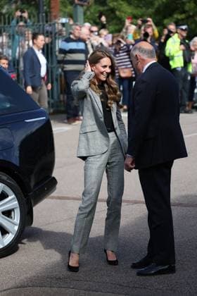 . 11 09 2025. Sudbury, United Kingdom. Kate Middleton, the Princess of Wales, at the Sudbury Silk Mills in Sudbury, Suffolk, United Kingdom.  xStephenxLockx xi-Imagesx IIM-26216-0005