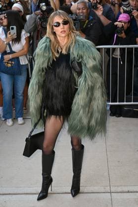 Celebrities arrive at the Michael Kors fashion show during New York Fashion Week Featuring: Suki Waterhouse Where: New York City, New York, United States When: 11 Sep 2025 Credit: Elder Ordonez INSTARimages EDITORIAL USE ONLY. NOT FOR USE BY NEWSPAPERS BASED IN THE UK. Copyright: xx instar55078422