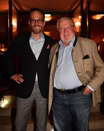 Anselm Bilgri with husband Premiere Achtsam Morden Komödie im Bayerischen Hof Munich September 11, 2025
