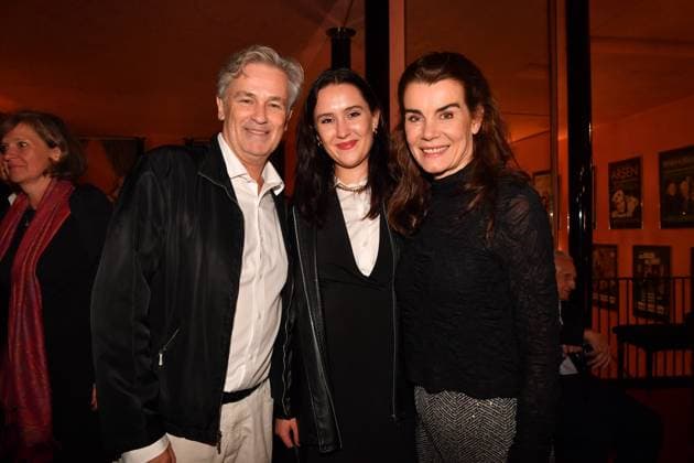 Timothy Peach with daughter Tiffany and wife Nicola Tiggler Premiere Achtsam Morden Komödie im Bayerischen Hof Munich September 11, 2025