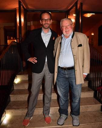 Anselm Bilgri with husband Premiere Achtsam Morden Komödie im Bayerischen Hof Munich September 11, 2025