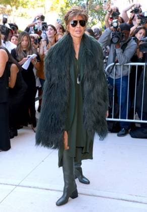 Celebs at The Michael Kors Fashion Show Lisa Rinna arrives at the Michael Kors show during the fashion week in New York, NY on September 11, 2025. Photo by Charles Guerin ABACAPRESS.COM New York NY  Copyright: xGuerinxCharles ABACAx