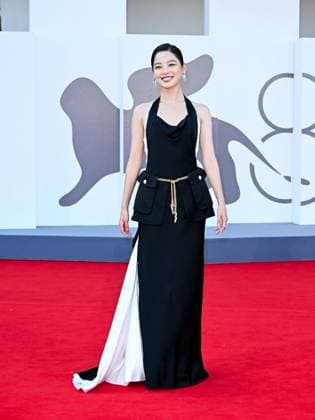 Venice, ITALY: Venice, 82nd Venice International Film Festival 2025 - Evening 10. red carpet of the film Ri Gua Zhong Tian (The Sun Rises On Us All) - In the photo: Xin Zhilei Venice ITALY - ZUMAp169 20250905_zea_p169_1876 Copyright: xSimonexComix