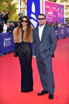 Train Dreams Premiere And Deauville Talent Award To Joel Edgerton - 51st Deauville American Film Festival Joel Edgerton and Christine Centenera attend the Train Dreams Premiere And Deauville Talent Award To Joel Edgerton during the 51st Deauville American Film Festival on September 11, 2025 in Deauville, France.  Copyright: xJeanxCharlesx