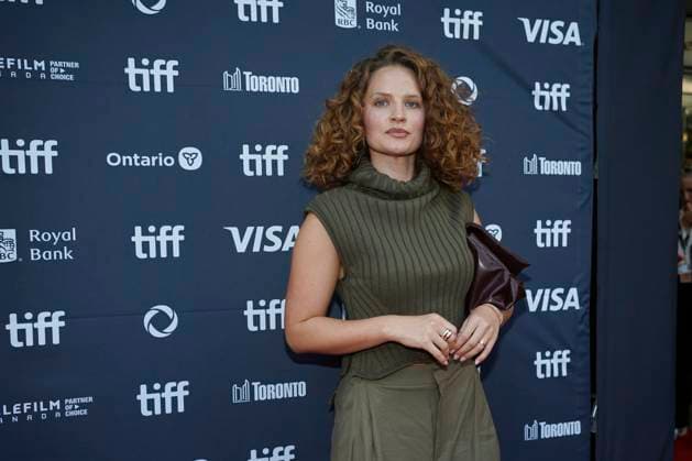September 11, 2025, Toronto, Ontario, Canada: Jeanette Schock attends the red carpet for the Ã¢â‚¬ËœEasy s WaltzÃ¢â‚¬â ¢ premiere during the 2025 Toronto International Film Festival at Roy Thomson Hall. on September 11, 2025 in Toronto, Canada. Toronto Canada - ZUMAe321 20250911_zea_e321_091 Copyright: xLeonardoxRamirezx