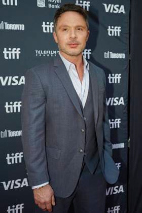 September 11, 2025, Toronto, Ontario, Canada: Nic Pizzolatto attends the red carpet for the Ã¢â‚¬ËœEasy s WaltzÃ¢â‚¬â ¢ premiere during the 2025 Toronto International Film Festival at Roy Thomson Hall. on September 11, 2025 in Toronto, Canada. Toronto Canada - ZUMAe321 20250911_zea_e321_097 Copyright: xLeonardoxRamirezx