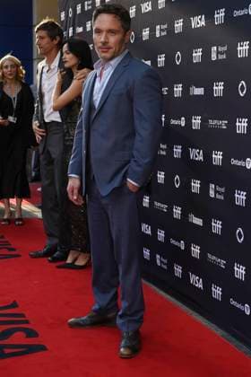 September 11, 2025, Toronto, Ontario, Canada: Nic Pizzolatto attends the red carpet for the Ã¢â‚¬ËœEasy s WaltzÃ¢â‚¬â ¢ premiere during the 2025 Toronto International Film Festival at Roy Thomson Hall. on September 11, 2025 in Toronto, Canada. Toronto Canada - ZUMAe321 20250911_zea_e321_154 Copyright: xLeonardoxRamirezx