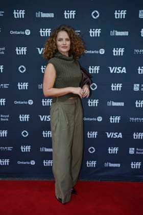 September 11, 2025, Toronto, Ontario, Canada: Jeanette Schock attends the red carpet for the Ã¢â‚¬ËœEasy s WaltzÃ¢â‚¬â ¢ premiere during the 2025 Toronto International Film Festival at Roy Thomson Hall. on September 11, 2025 in Toronto, Canada. Toronto Canada - ZUMAe321 20250911_zea_e321_159 Copyright: xLeonardoxRamirezx