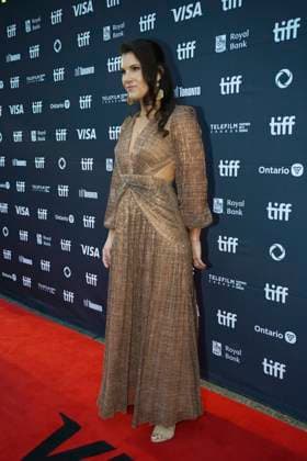 September 11, 2025, Toronto, Ontario, Canada: Dana Zajaros attends the red carpet for the Ã¢â‚¬ËœEasy s WaltzÃ¢â‚¬â ¢ premiere during the 2025 Toronto International Film Festival at Roy Thomson Hall. on September 11, 2025 in Toronto, Canada. Toronto Canada - ZUMAe321 20250911_zea_e321_109 Copyright: xLeonardoxRamirezx