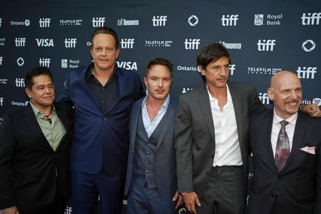 September 11, 2025, Toronto, Ontario, Canada: (L-R) Aaron Abeyt, Vince Vaughn, Nic Pizzolatto, Simon Rex and Paul Campanella attends the red carpet for the Ã¢â‚¬ËœEasy s WaltzÃ¢â‚¬â ¢ premiere during the 2025 Toronto International Film Festival at Roy Thomson Hall. on September 11, 2025 in Toronto, Canada. Toronto Canada - ZUMAe321 20250911_zea_e321_148 Copyright: xLeonardoxRamirezx