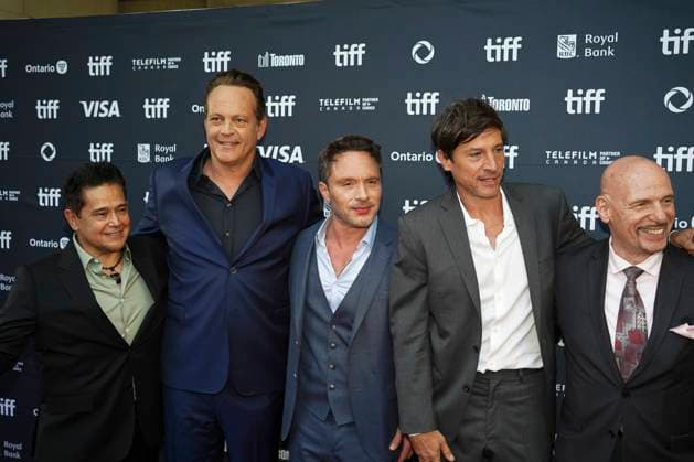 September 11, 2025, Toronto, Ontario, Canada: (L-R) Aaron Abeyt, Vince Vaughn, Nic Pizzolatto, Simon Rex and Paul Campanella attends the red carpet for the Ã¢â‚¬ËœEasy s WaltzÃ¢â‚¬â ¢ premiere during the 2025 Toronto International Film Festival at Roy Thomson Hall. on September 11, 2025 in Toronto, Canada. Toronto Canada - ZUMAe321 20250911_zea_e321_163 Copyright: xLeonardoxRamirezx