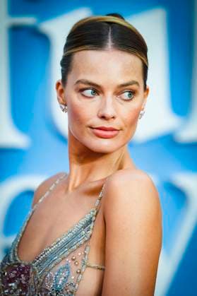 Margot Robbie at the European premiere of the movie A Big Bold Beautiful Journey at the Odeon Luxe Leicester Square London, 11 09 2025 Foto:xJ.xEdwardsx xFuturexImagex journey_5938