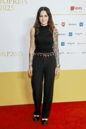 abb Amy Macdonald singer as a guest on the red carpet at the German Radio Award 2025 at Neue Flora on 11 09 2025 in Hamburg Hamburg Germany