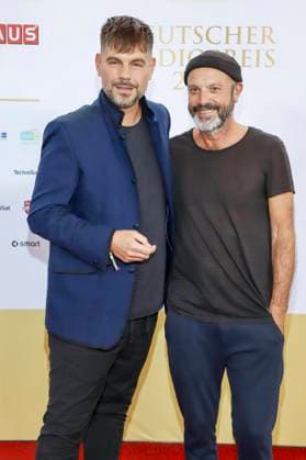abb Nevio Passaro Jan Plewka as a guest on the red carpet at the German Radio Award 2025 ceremony at Neue Flora on 11 09 2025 in Hamburg Hamburg Germany