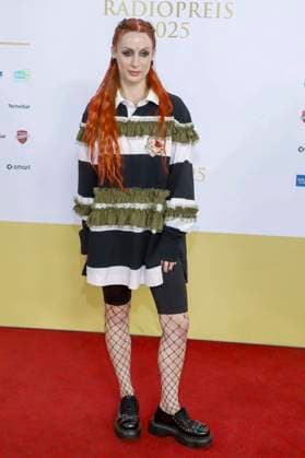 abb The Sugababes, Siobhan Donaghy as guest on the red carpet at the German Radio Award 2025 at Neue Flora on September 11, 2025 in Hamburg Hamburg Germany