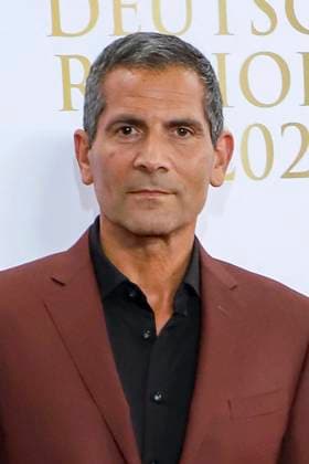 abb Mitri Sirin as a guest on the red carpet at the German Radio Award 2025 ceremony at the Neue Flora on 11 09 2025 in Hamburg Hamburg Germany