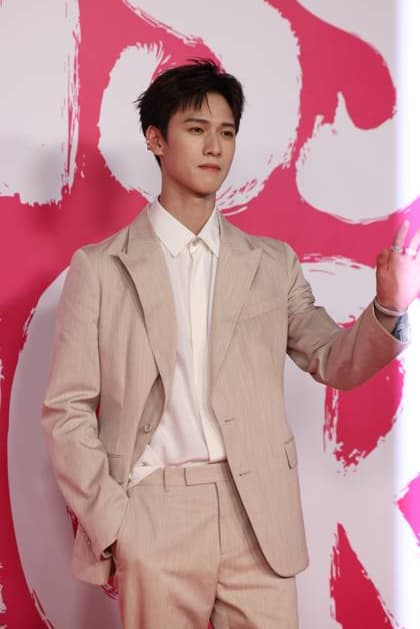 SHANGHAI, CHINA - SEPTEMBER 12: Actor Li Yunrui attends the opening event of Miss Dior Exhibition: Whispers Exhibition on September 12, 2025 in Shanghai, China.  Copyright: xVCGx 111590472994