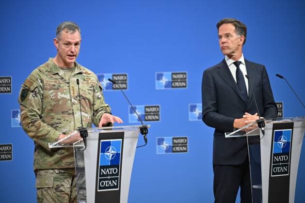 Mark Rutte - Alexus G. Grynkewich joint press conference in Brussels BRUSSELS, BELGIUM - SEPTEMBER 12: NATO Secretary General, Mark Rutte (R) and Commander, U.S. European Command and NATO Supreme Allied Commander Europe (SACEUR), Alexus G. Grynkewich (L) hold a joint press conference at the NATO headquarters in Brussels on September 12, 2025. Dursun Aydemir Anadolu Brussels Belgium. Editorial use only. Please get in touch for any other usage.  Copyright: x2025xAnadoluxDursunxAydemirx