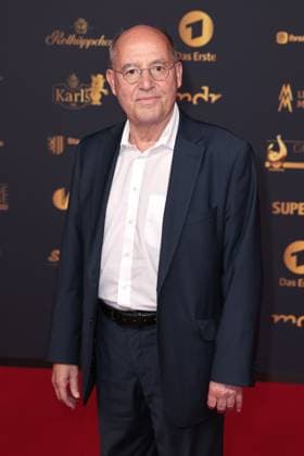 Gregor Gysi at the Goldene Henne award ceremony on 12 09 2025 in Leipzig Goldene Henne 2025 award ceremony in Leipzig