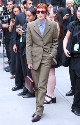 Celebs at the Calvin Klein Fashion Show Britt Lower arrives at the Calvin Klein show during the fashion week in New York on September 12, 2025. Photo by Charles Guerin ABACAPRESS.COM New York NY  Copyright: xGuerinxCharles ABACAx