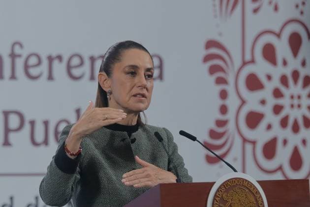 Mexico s President Claudia Sheinbaum speaks about the budget increase for education of 7.1% over last year, 1.1 billion pesos during a news conference at National Palace. on September 12, 2025 in Mexico City, Mexico. Mexico City Mexico - ZUMAe321 20250912_zia_e321_004 Copyright: xCarlosxSantiagox