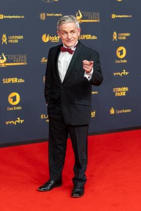 Goldene Henne 2025 award ceremony 12 09 2025 Leipzig, Messe Allee 1 Leipziger Messe In the photo Volker Zack Michalowski, actor On Friday evening, the Goldene Henne 2025 award Copyright: xEHLxMedia BjörnxStachx 20250912_goldene-henne-teppich-2_21