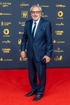 Goldene Henne 2025 award ceremony 12 09 2025 Leipzig, Messe Allee 1 Leipziger Messe In the photo Wolfgang Stumph, actor On Friday evening, the Goldene Henne 2025 award ceremony, jointl Copyright: xEHLxMedia BjörnxStachx 20250912_goldene-henne-teppich-2_40