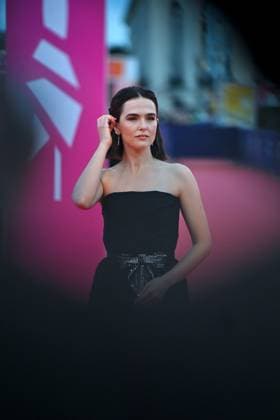 Deauville Nouvelle Vague Screening FC Zoey Deutch attending the Nouvelle Vague screening as part of the 51th Deauville American Film Festival on September 12, 2025 in Deauville, France. Photo by Franck Castel ABACAPRESS.COM Deauville France  Copyright: xCastelxFranck ABACAx