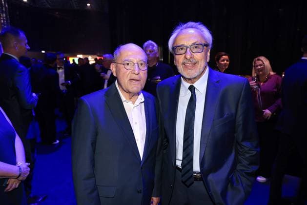 Gregor Gysi and Wolfgang Stumph at the after-show party at the Goldene Henne award ceremony on 12 09 2025 in Leipzig Goldene Henne 2025 award ceremony in Leipzig